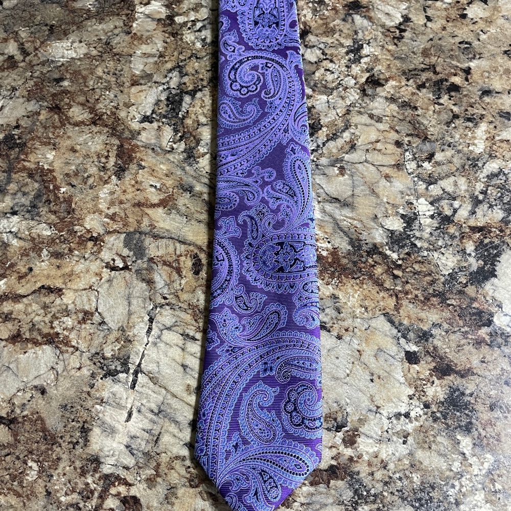 Elegant Purple Paisley Men's Tie